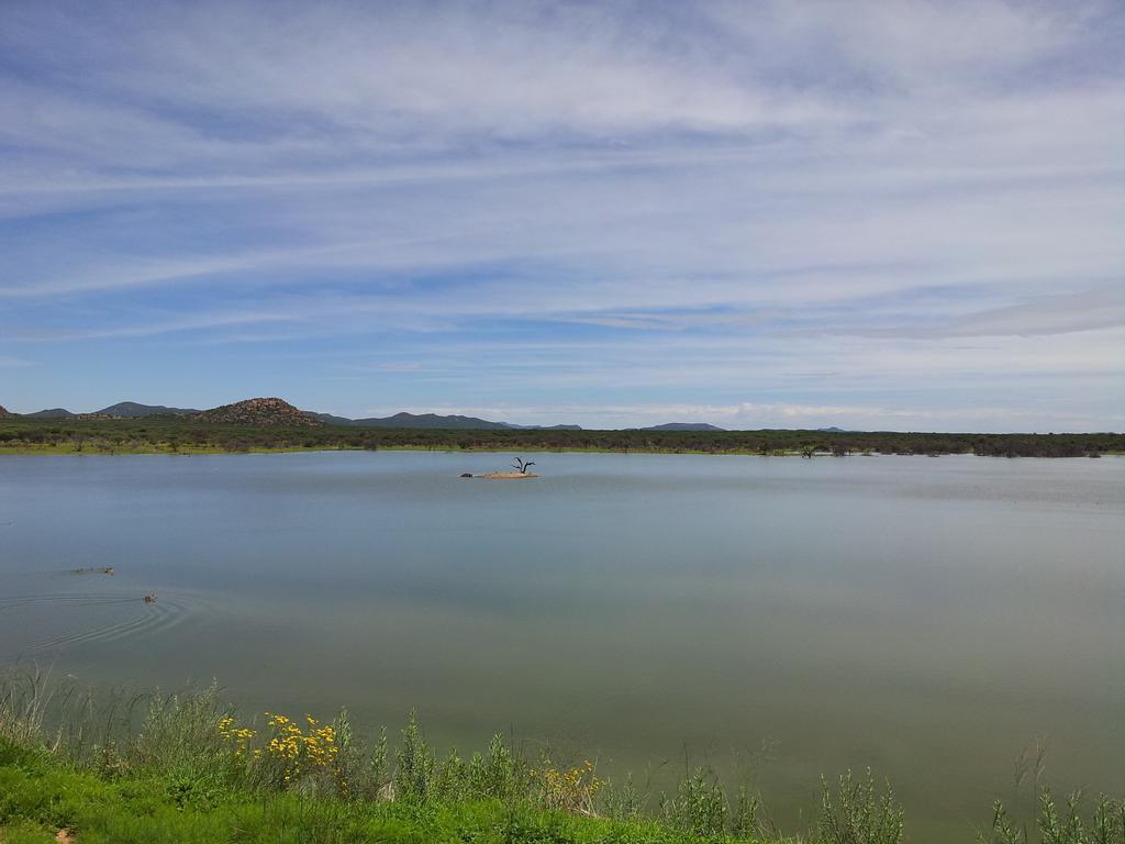 Ovita Wildlife Restcamp Okazize Pokój zdjęcie