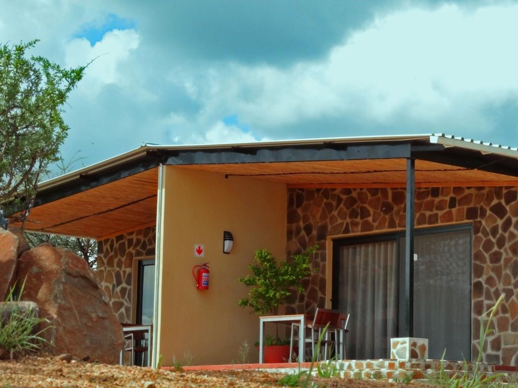 Ovita Wildlife Restcamp Okazize Pokój zdjęcie
